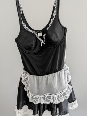 Black French Maid Costume/Cosplay XL